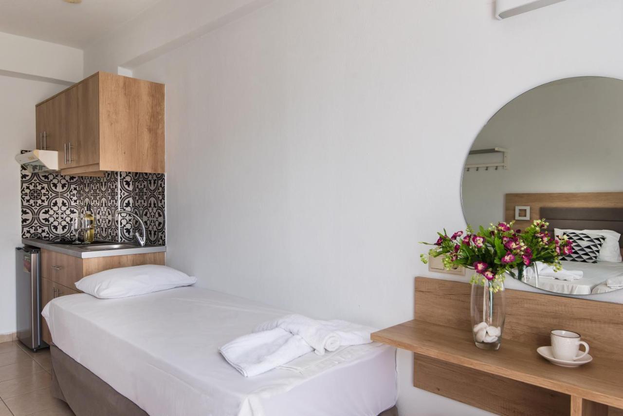 Vagelis Apartments Malia Экстерьер фото