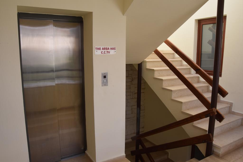 Vagelis Apartments Malia Экстерьер фото